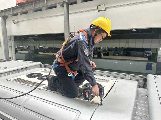 上凉爽的公交车原因是……天气逐步变热但您一定能坐(图3)